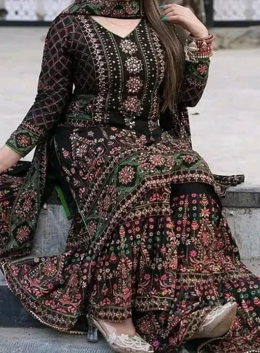Luxury Readymade Garara Salwar Kameez Linen Naira Cut Three Piece For Women
